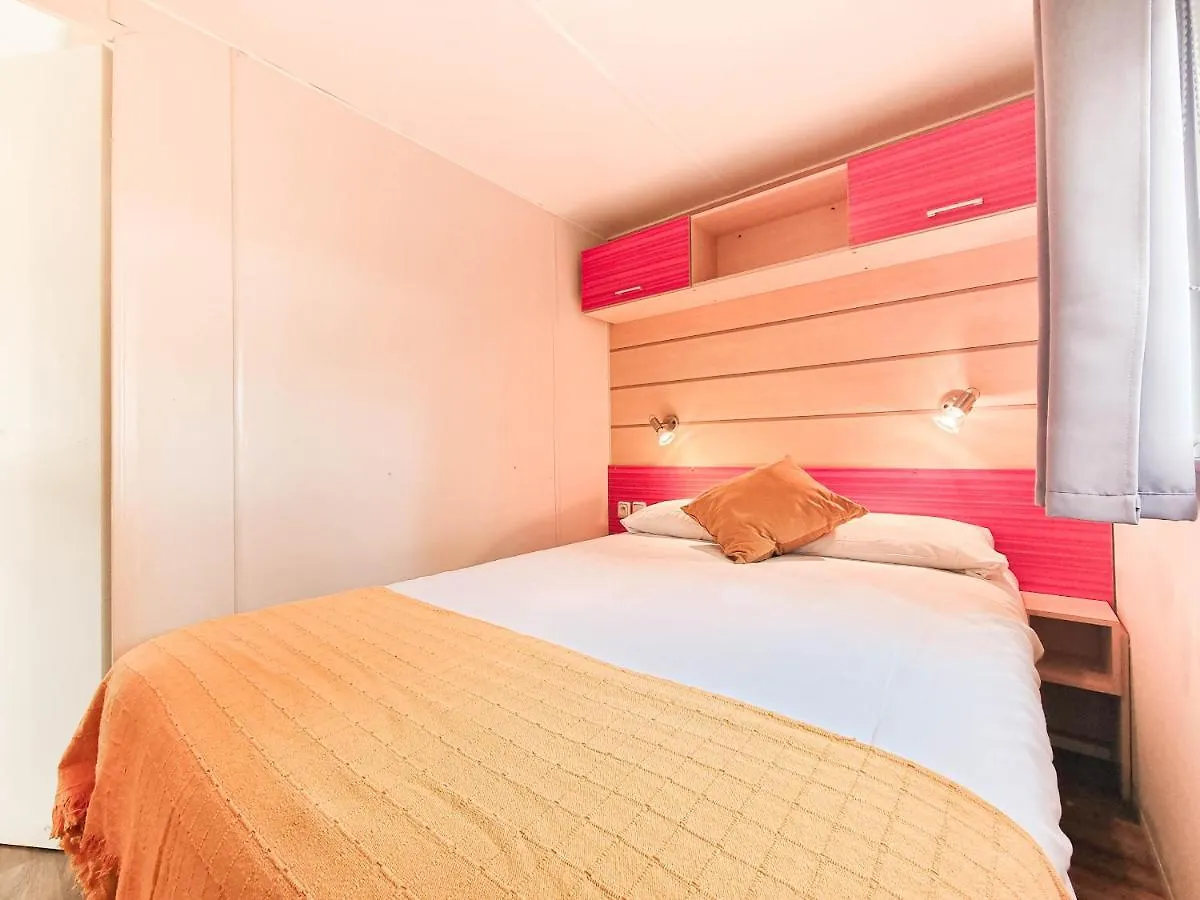 Bungalow Maite L' Escala 0*,